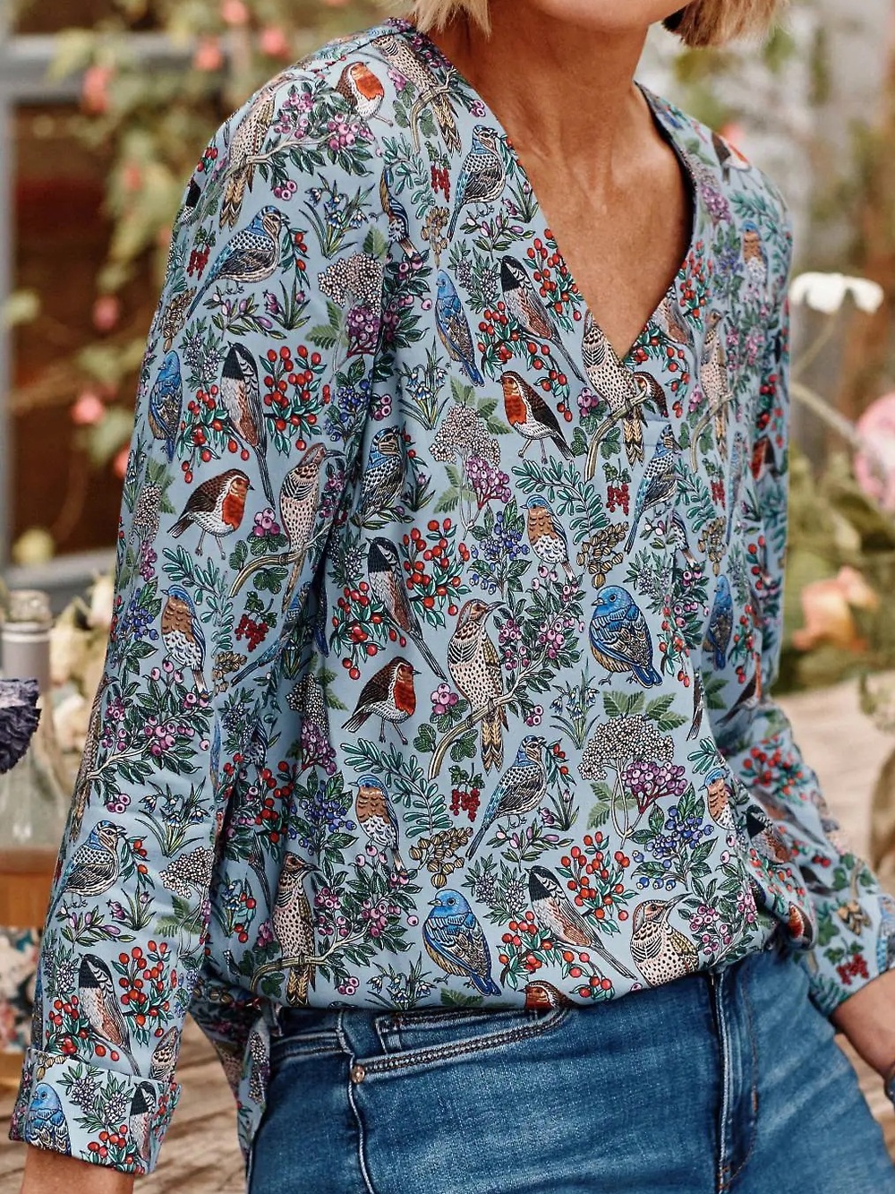 J. Jill bird print satin v-neck popover long sleeve viscose blouse size small